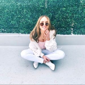 Meet your Posher, Caley